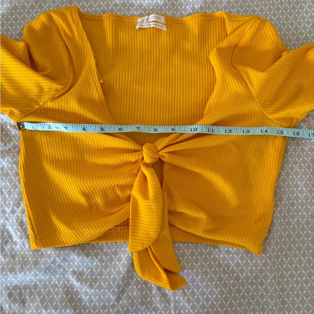 Small Urban Outfitters Yellow Tie Front Cropped Top - Picture 8 of 10